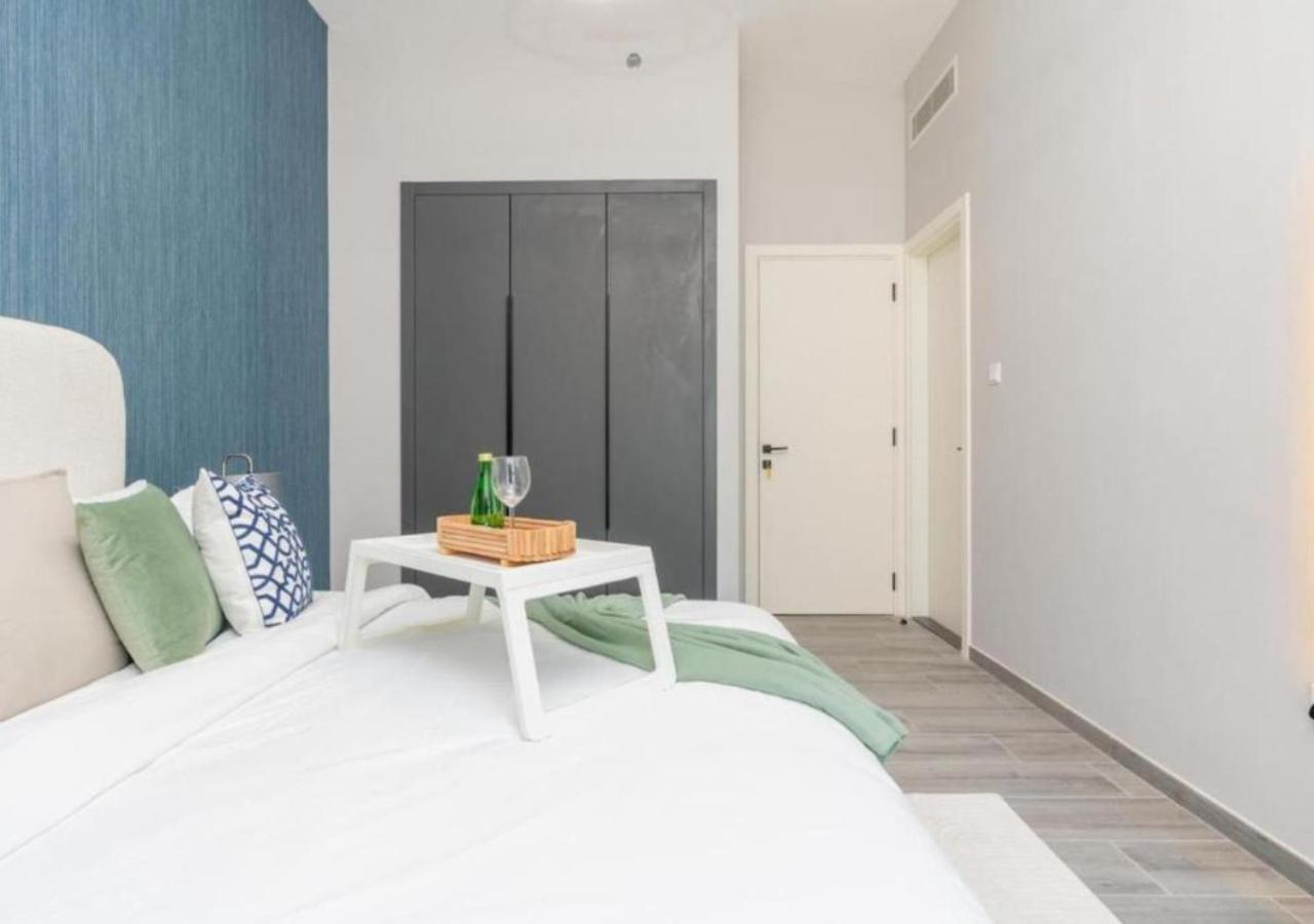 Apartment Luxury 2br Views In Midtown By Vibel